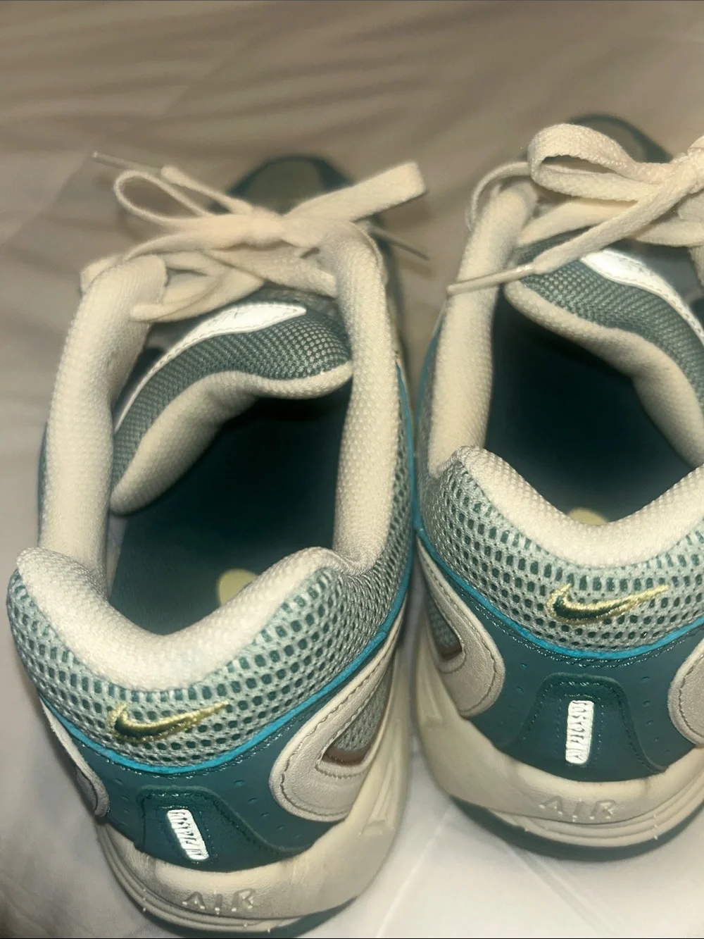 Nike Men's Athletic Sneakers in Cream, Teal, and Gold